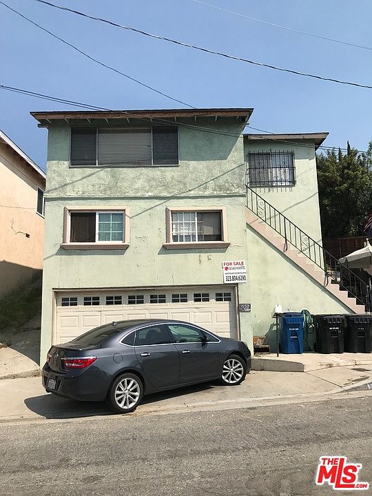 2nd image of 1029 N Bonnie Beach Pl
