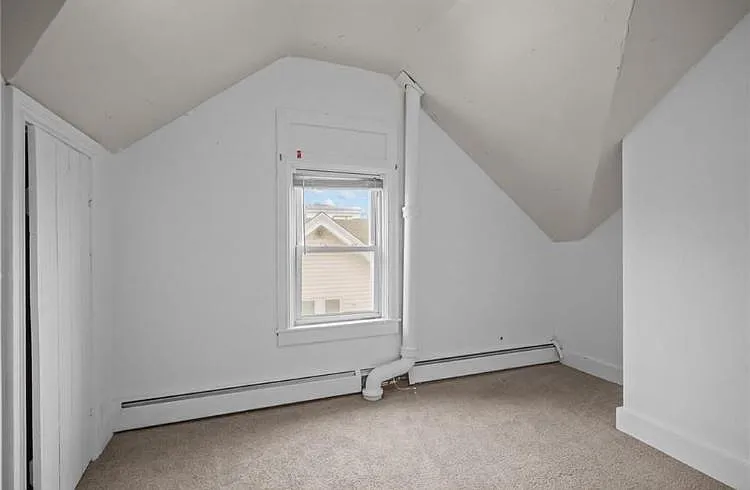 7 bed, 1595 sqft, $700 — Photo 4