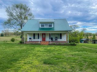 885 Chalk Hill Church Rd, Camden, TN 38320