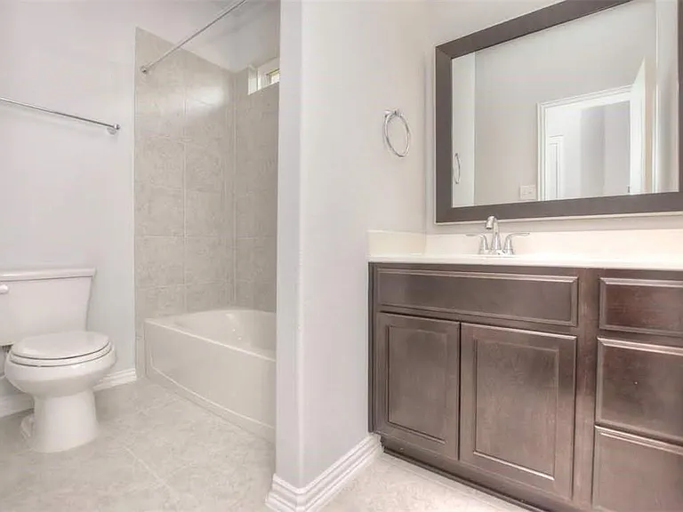 704 Bonnet Blvd — Photo 19