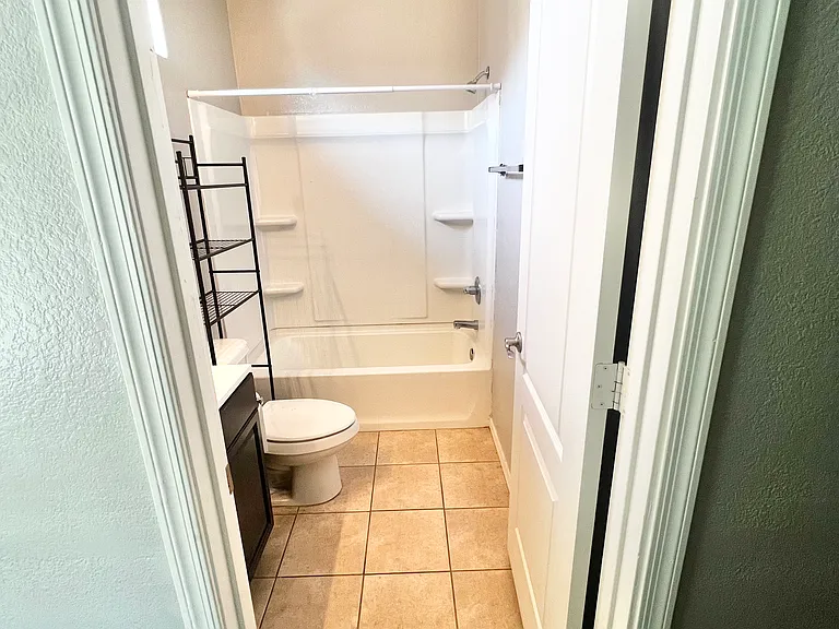 356 N 169th Ave — Photo 21