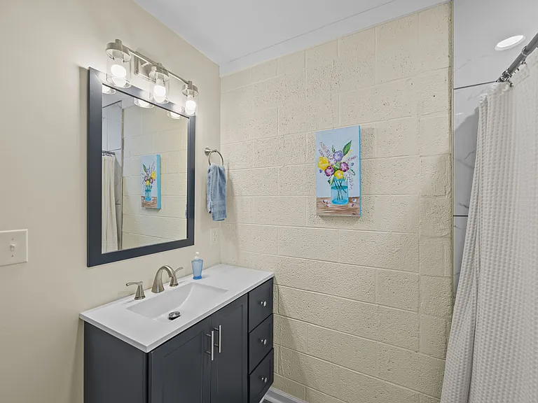 204 Hickory St — Photo 19