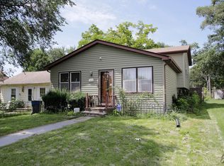 1906 Horeb Ave, Zion, IL 60099