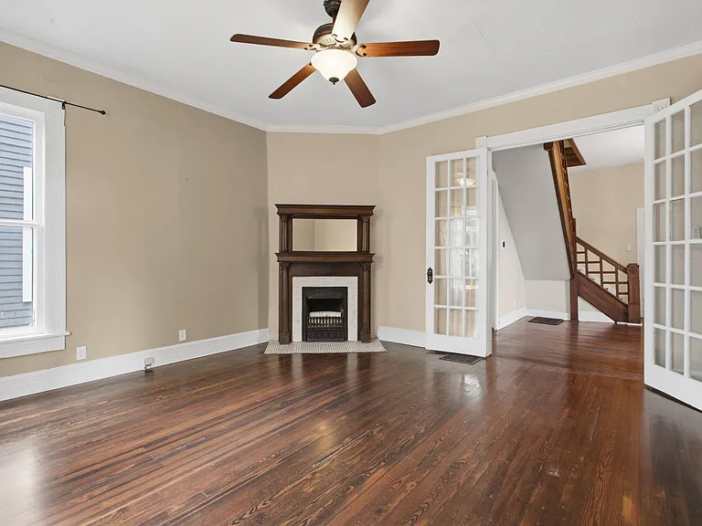 2036 N Talbott St — Photo 29