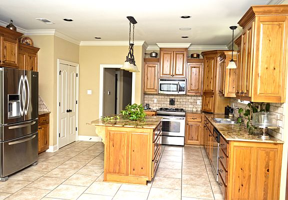2nd image of 5830 Parkknoll Place Dr
