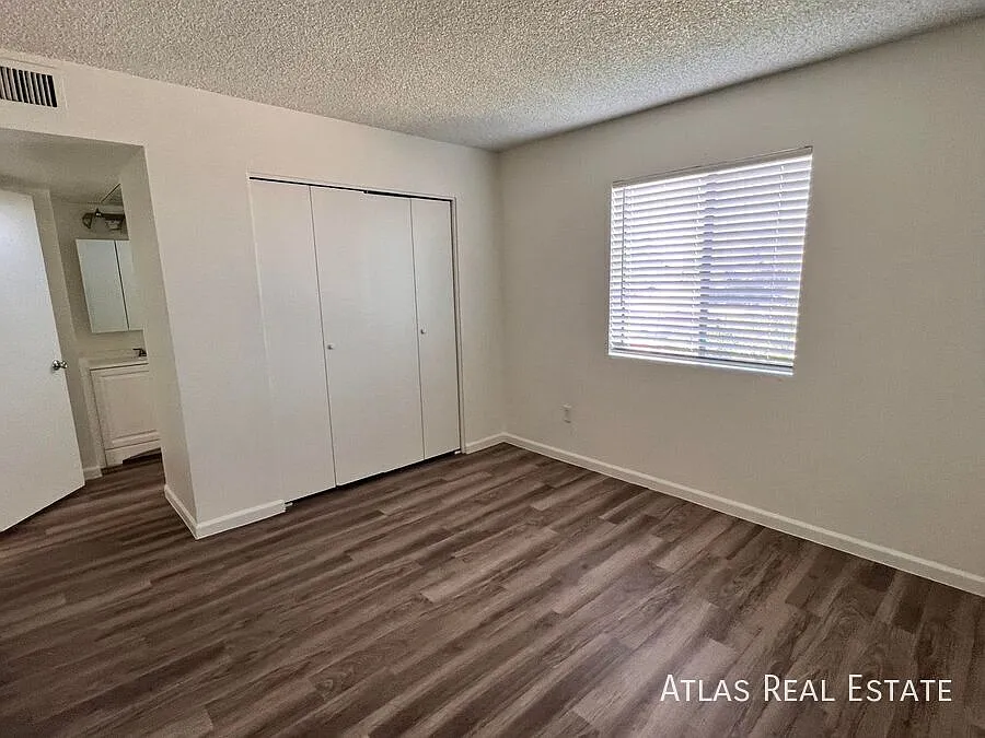 Spacious Mesa Condo | 2 Bed, 2 Bath | Near Tempe Marketplace — Photo 2