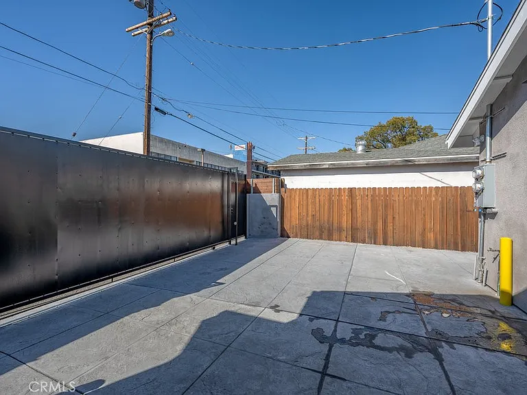 6237 Agnes Ave — Photo 15