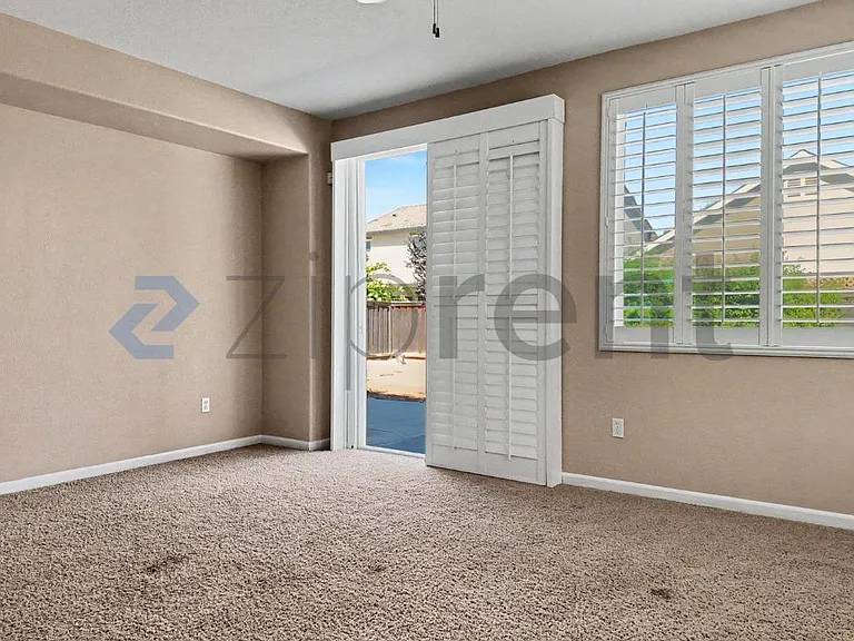 9749 Shanelyn Way — Photo 60