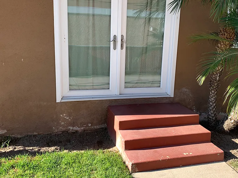 1745 Orizaba Ave #B — Photo 3
