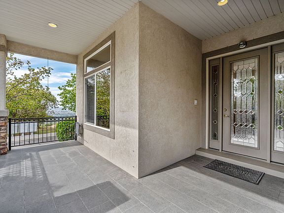 2nd image of 14133 S Spyglass Hill Dr