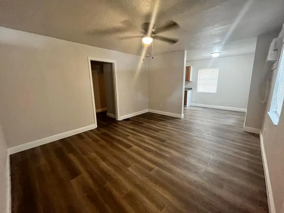 1 bed, 600 sqft, $900 — Photo 2