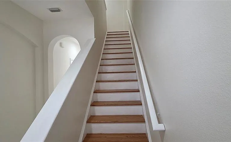 2027 Strathmill Dr — Photo 10