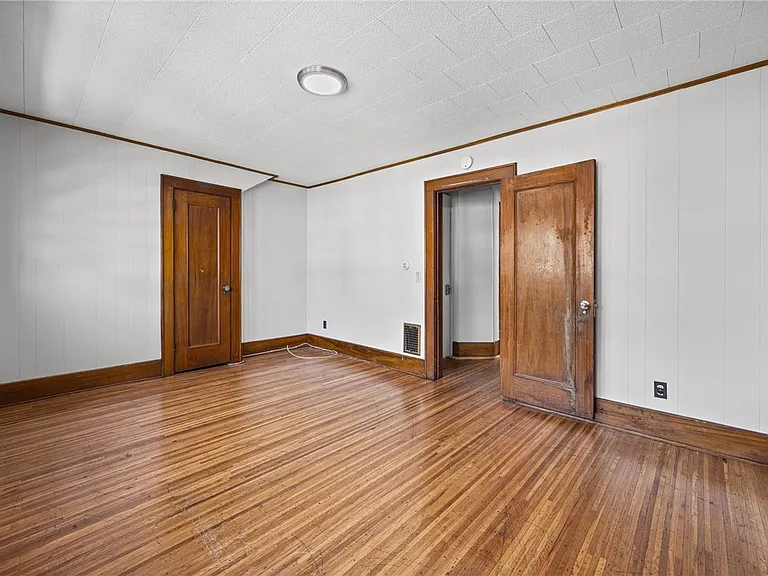97 Rohr St #2 — Photo 7