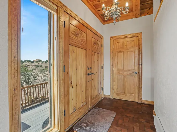 2 Cueva Canyon Rd, Placitas, NM 87043