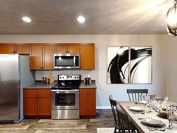 2nd image of 3800 N Oklahoma Ave #4
