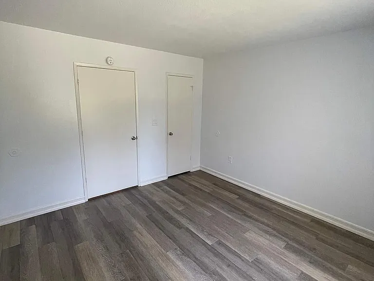 Maya Linda Apartments — Photo 33
