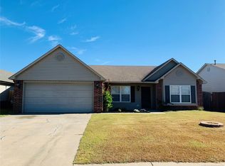 615 S Shawnee St, Skiatook, OK 74070