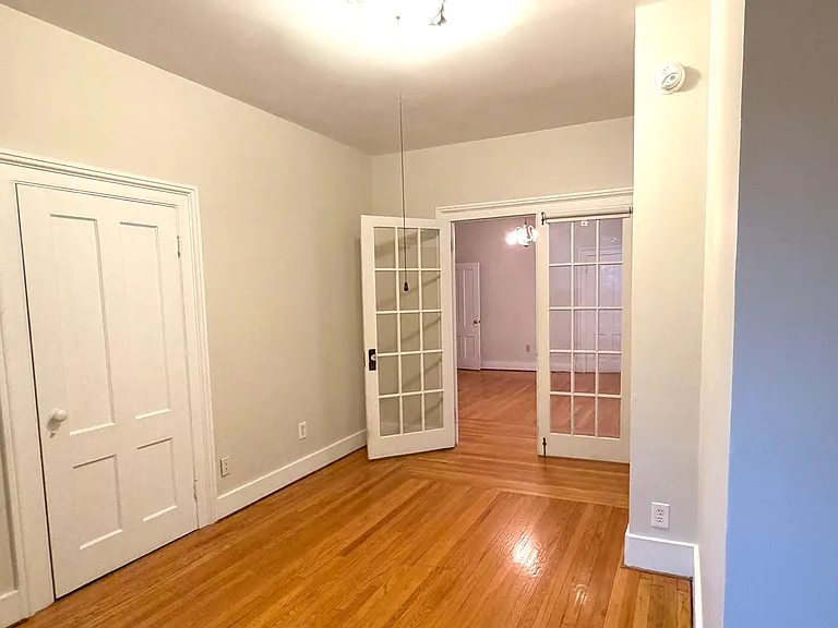 140 Lawrence St #1 — Photo 13