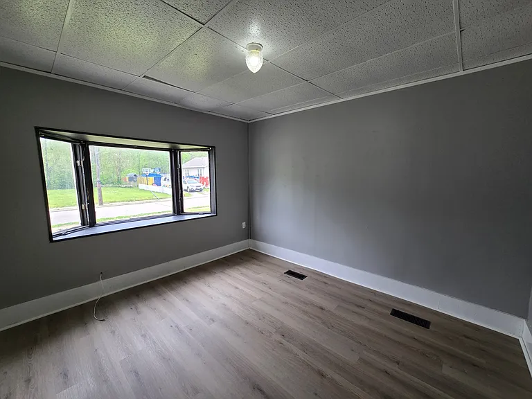 508 Mobile St — Photo 5