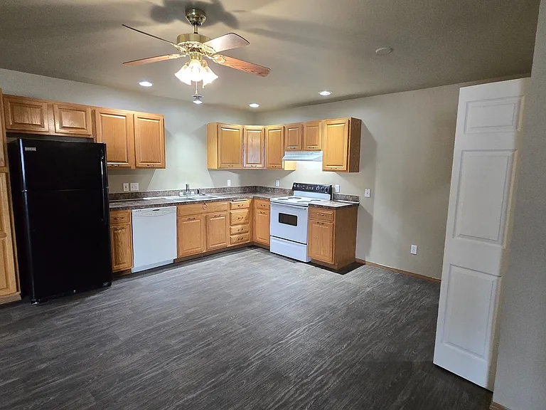 802 Jamie Dr #802 — Photo 6