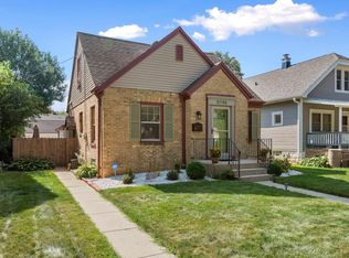 5745 W Philip Pl, Milwaukee, WI 53216
