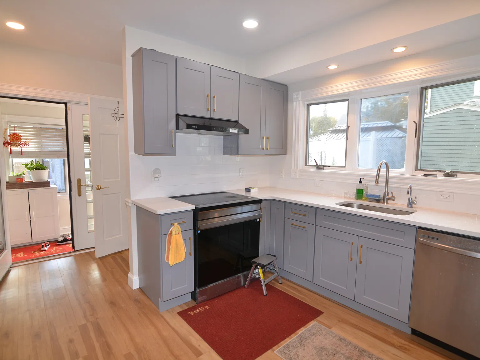 1 bed, 800 sqft, $2,180 — Photo 3