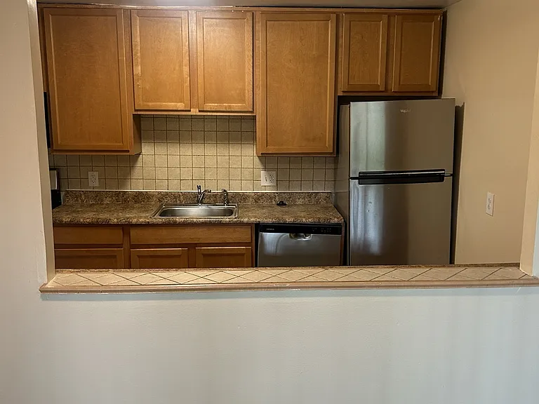 6310 Hil Mar Dr #3 — Photo 10