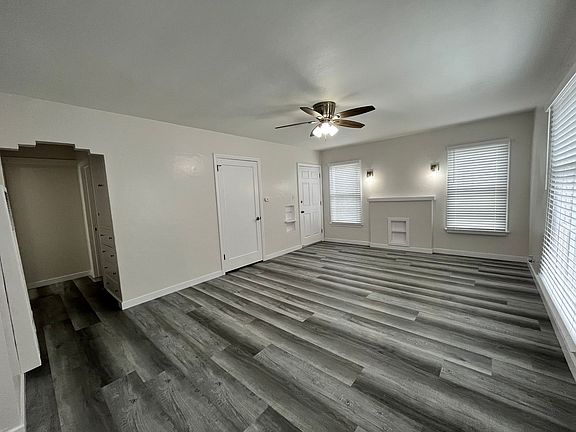5th image of 1960 Chestnut Ave #1