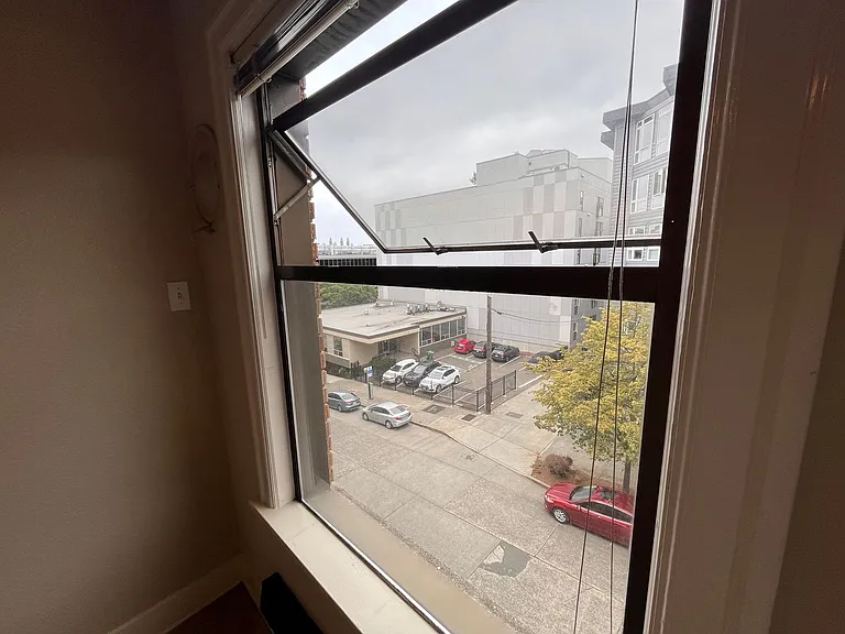 The Windermere Apartments — Photo 44