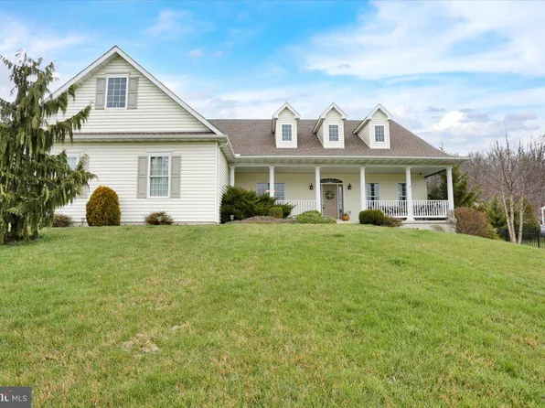 483 Oley Rd, Fleetwood, PA 19522