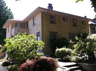 5048 17th Ave NE, Seattle, WA 98105