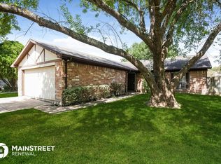 3710 Royal Manor Dr, Houston, TX 77082