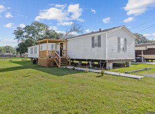 10255 Railroad Dr, Maringouin, LA 70757