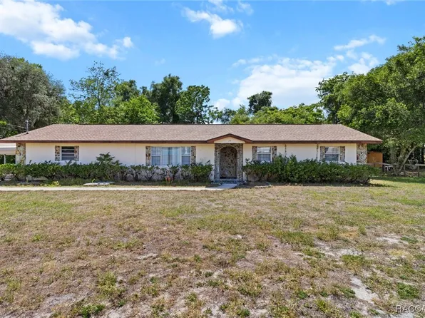 24 N Braemar Dr, Inverness, FL 34450