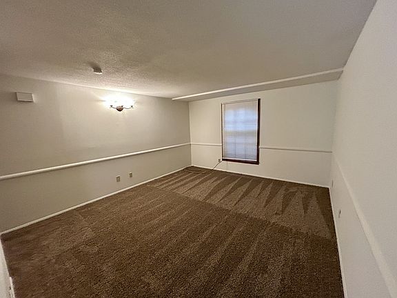 5th image of 946 Indiana St #10469647