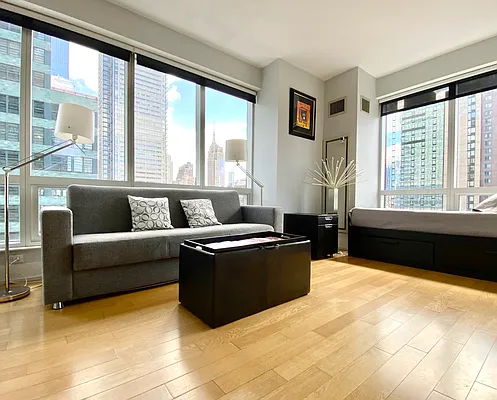 Rented by Corcoran | media 23