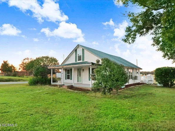 932 Mills Road, Mount Olive, NC 28365