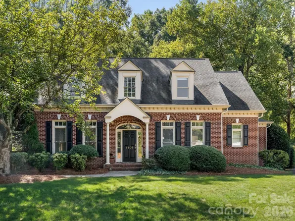 1105 Randolph Oaks Ct, Charlotte, NC 28211