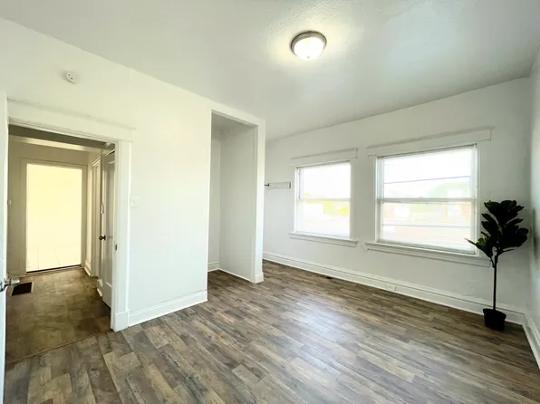 7370 Pasadena Blvd, Saint Louis, MO