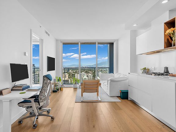 5th image of 6000 McKay Ave #3906