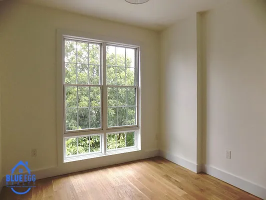 Rented by Blue Egg Realty Corp | media 23