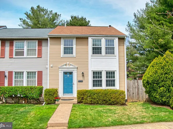 7701 Breezy Down Ter, Rockville, MD 20855
