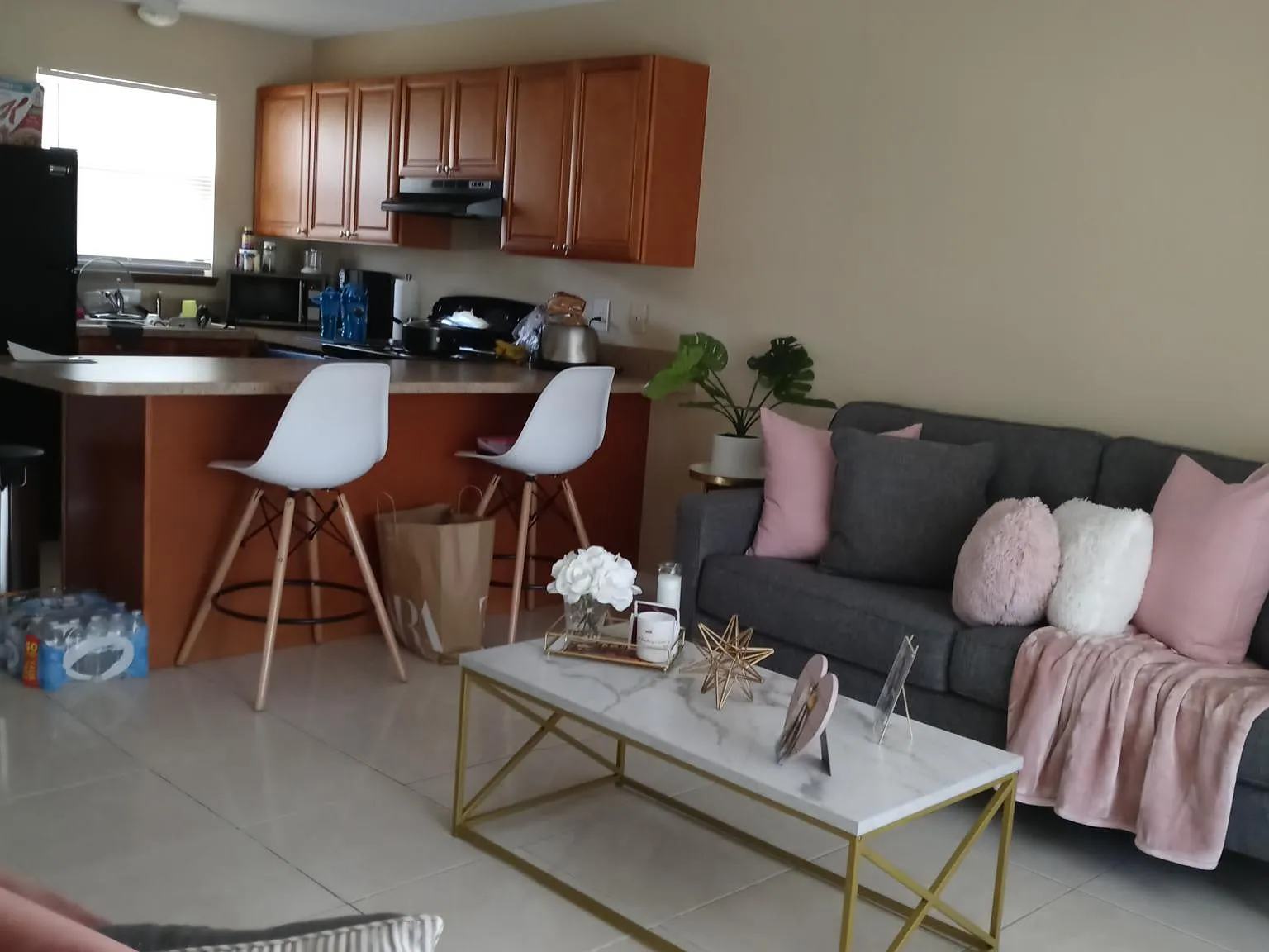 2 bed, 800 sqft, $1,200 — Photo 4