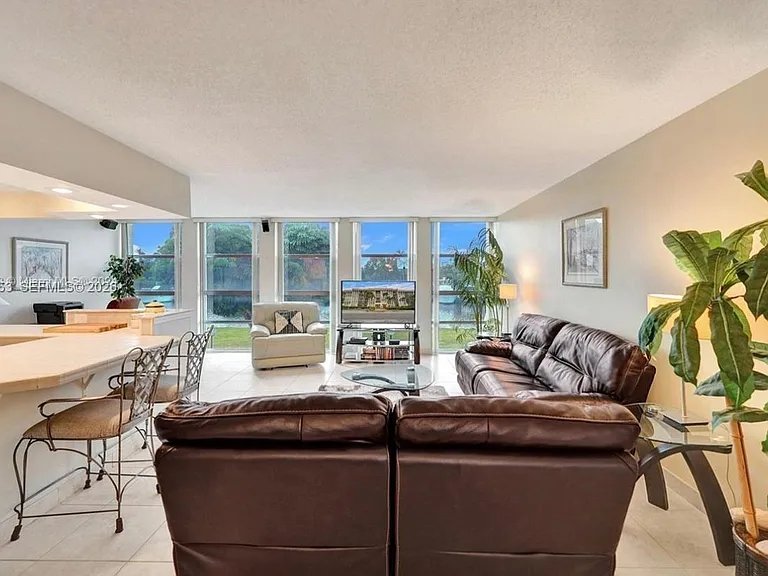 601 Three Islands Blvd #205 — Photo 5