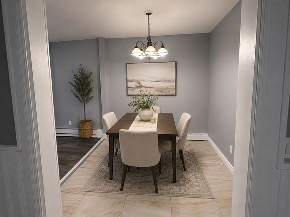 4th image of 25 Oak St APT 2