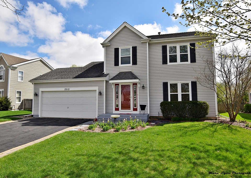 1st image of 2515 College Green Dr
