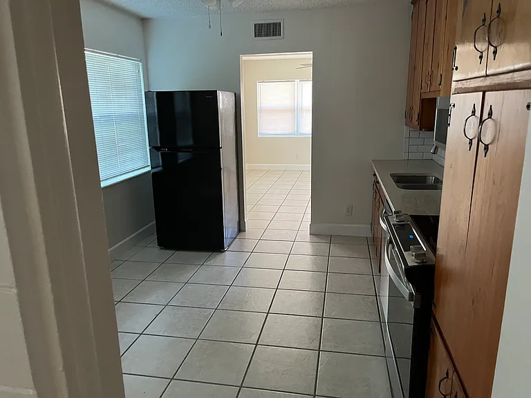 5129 Emerson Ave S — Photo 27