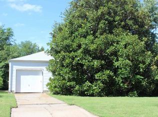 3128 E Alpine Ave, Wichita, KS 67216