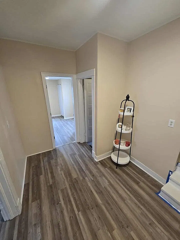 4152 Sunset Ave — Photo 2
