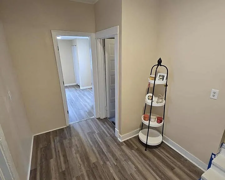 4152 Sunset Ave — Photo 2